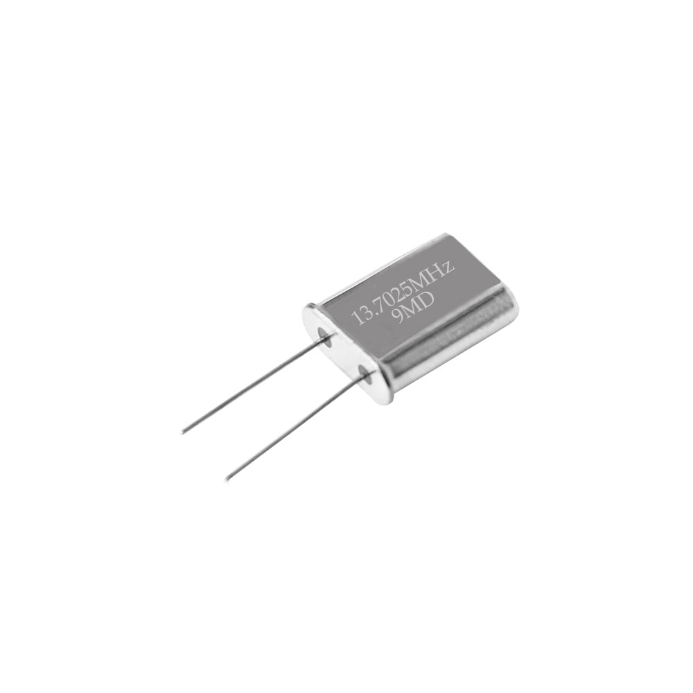 Crystal Oscillator | Quartz HC49U | 13.7025M
